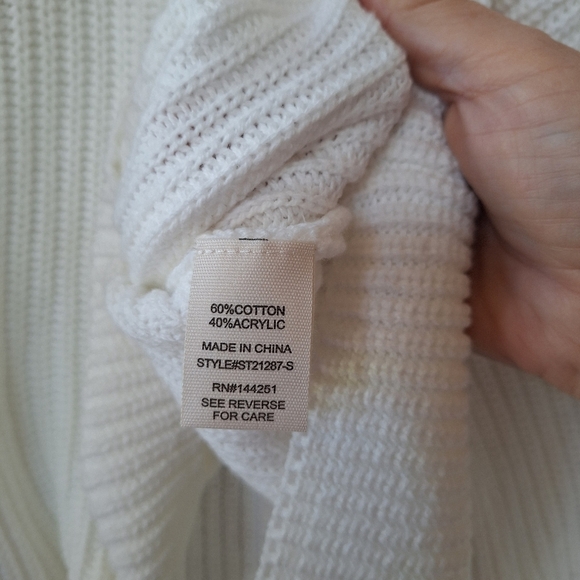 NWT Moon + Madison White/Peach Crocheted Summer Logo Sweater Womens XL - Picture 6 of 7